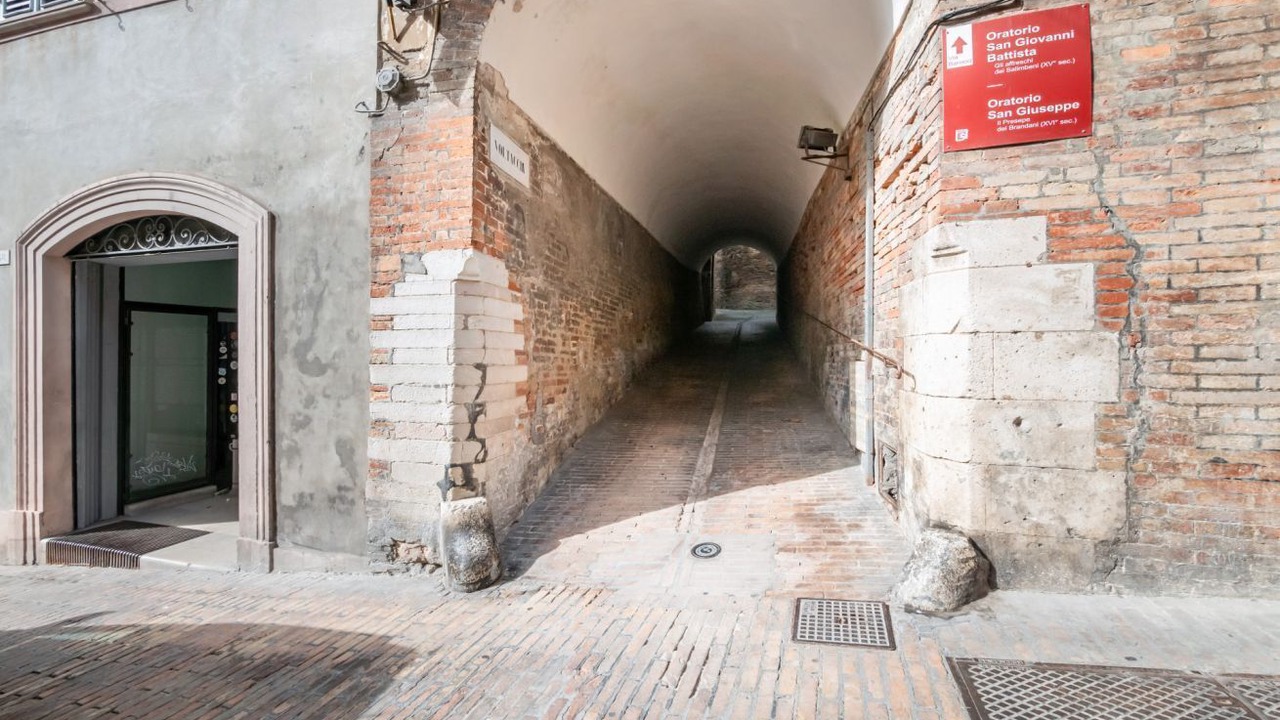 Photo of Others in Urbino