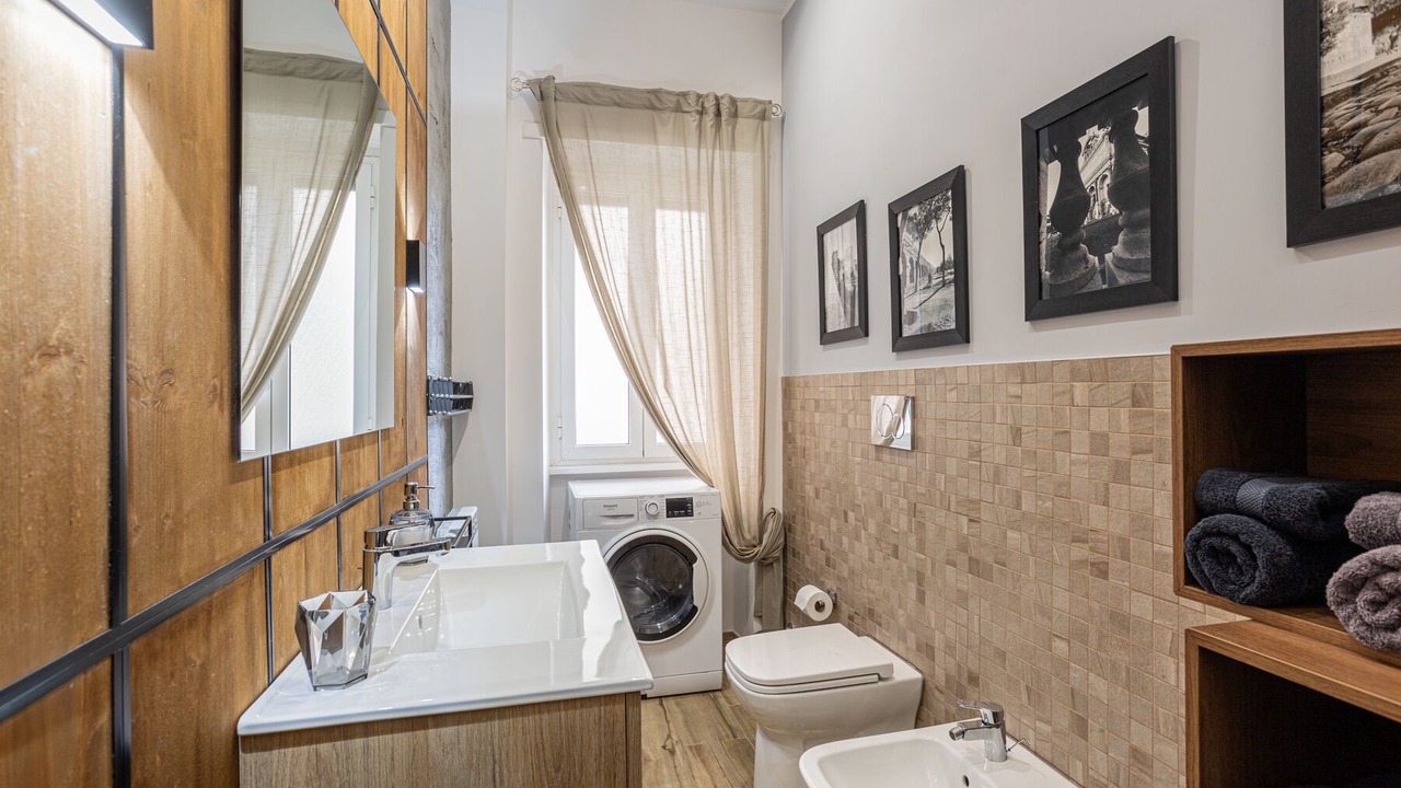 Photo of Bathroom in Quartiere XI Portuense