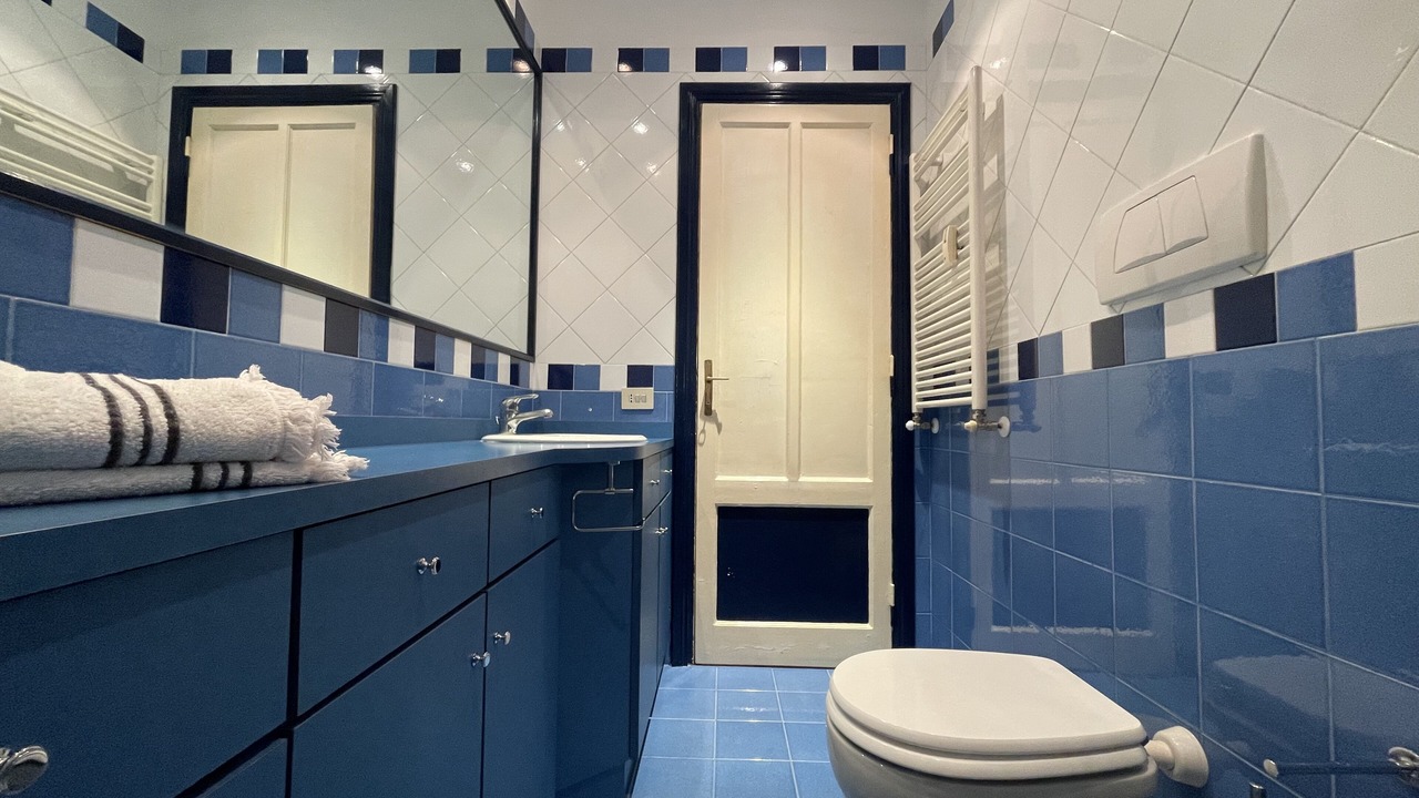 Photo of Bathroom in Salario