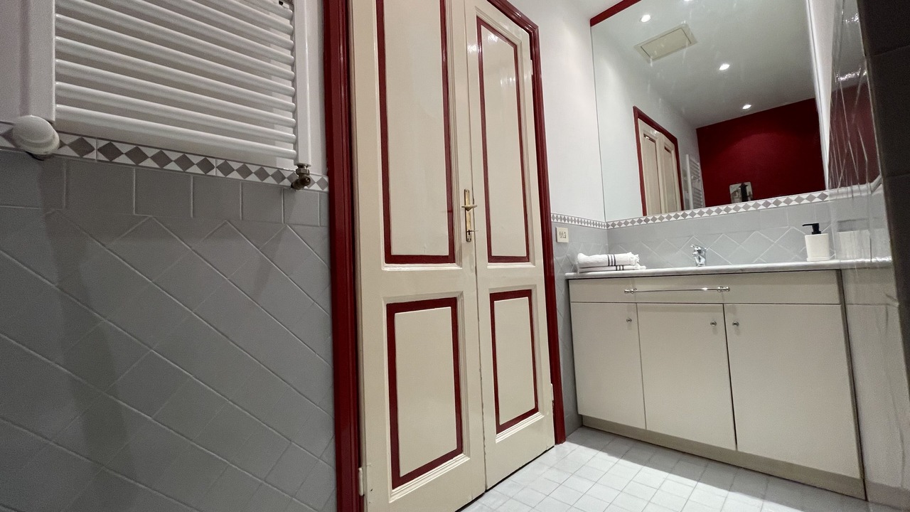 Photo of Bathroom in Salario