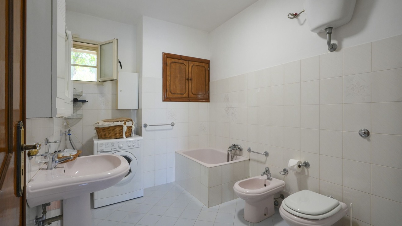 Photo of Bathroom in Macchia di Monte