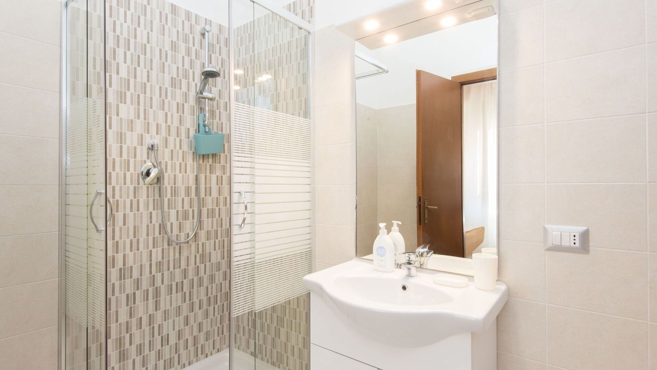 Photo of Bathroom in Aurelio