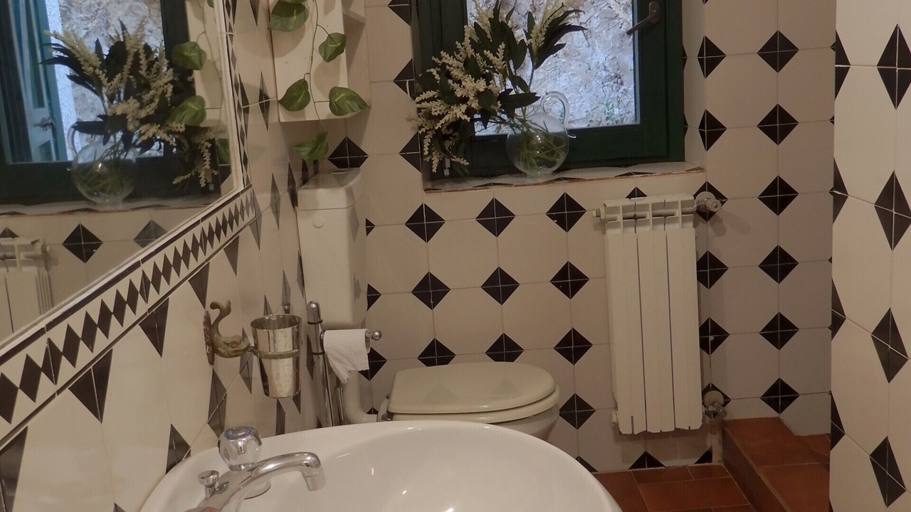 Photo of Bathroom in Sperlonga