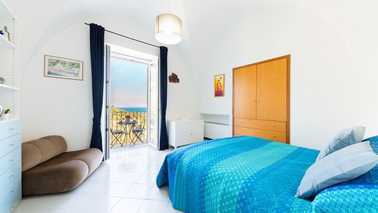 Photo of Bedroom in Pontone