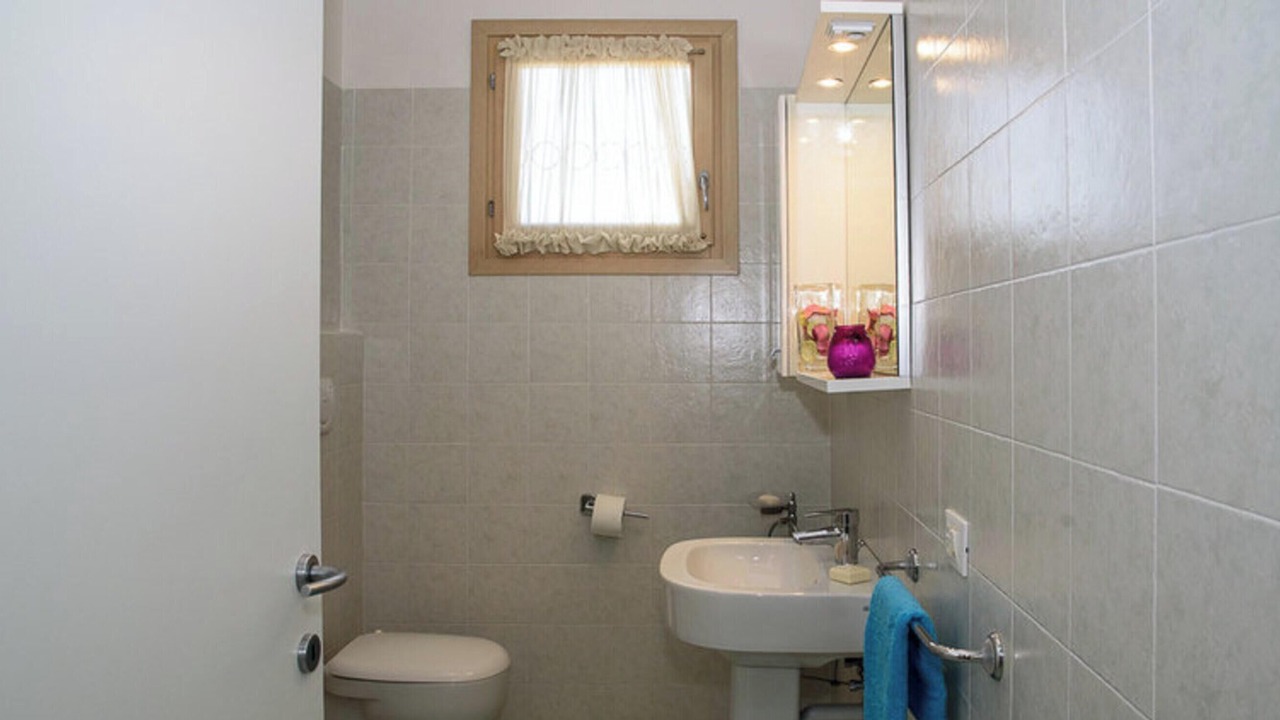 Photo of Bathroom in Faro