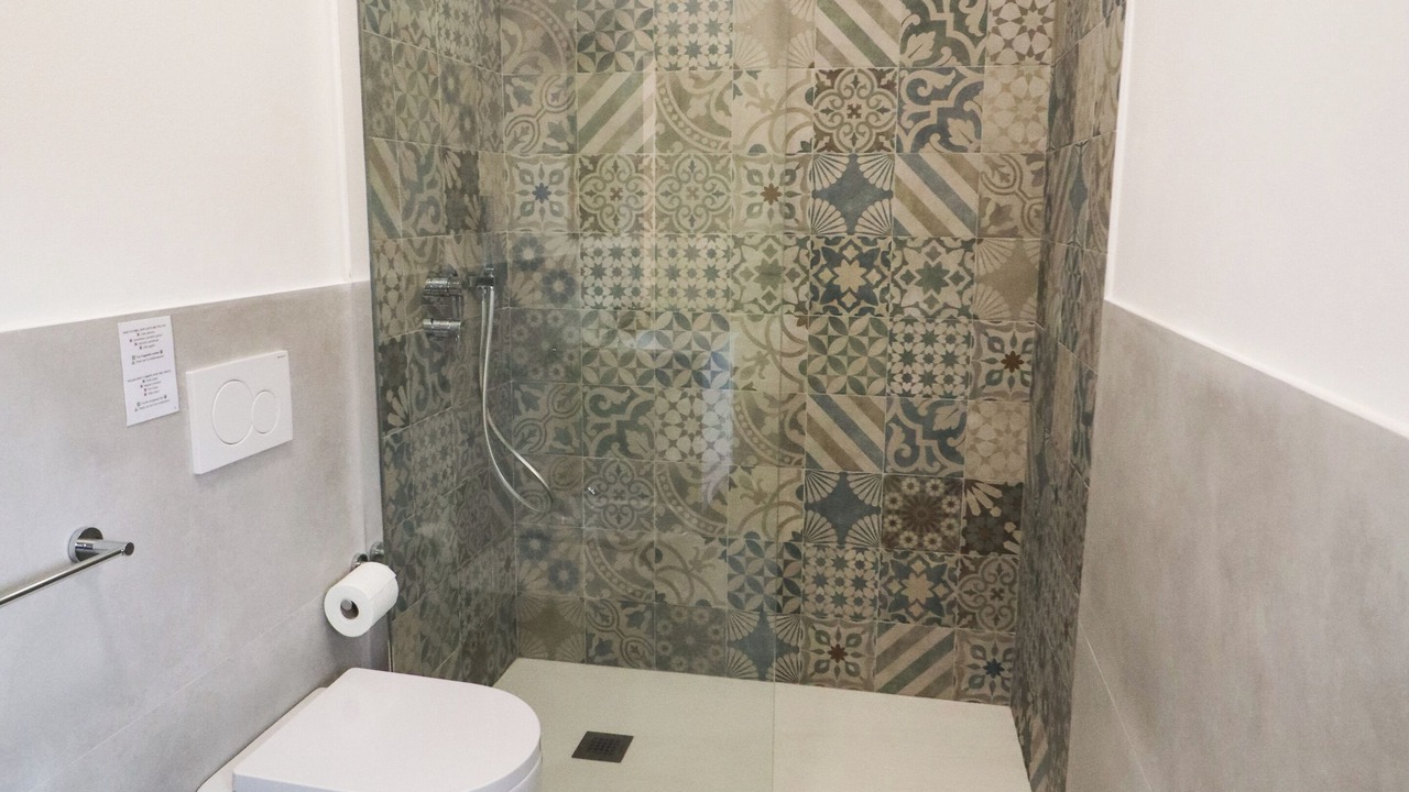 Photo of Bathroom in Avola