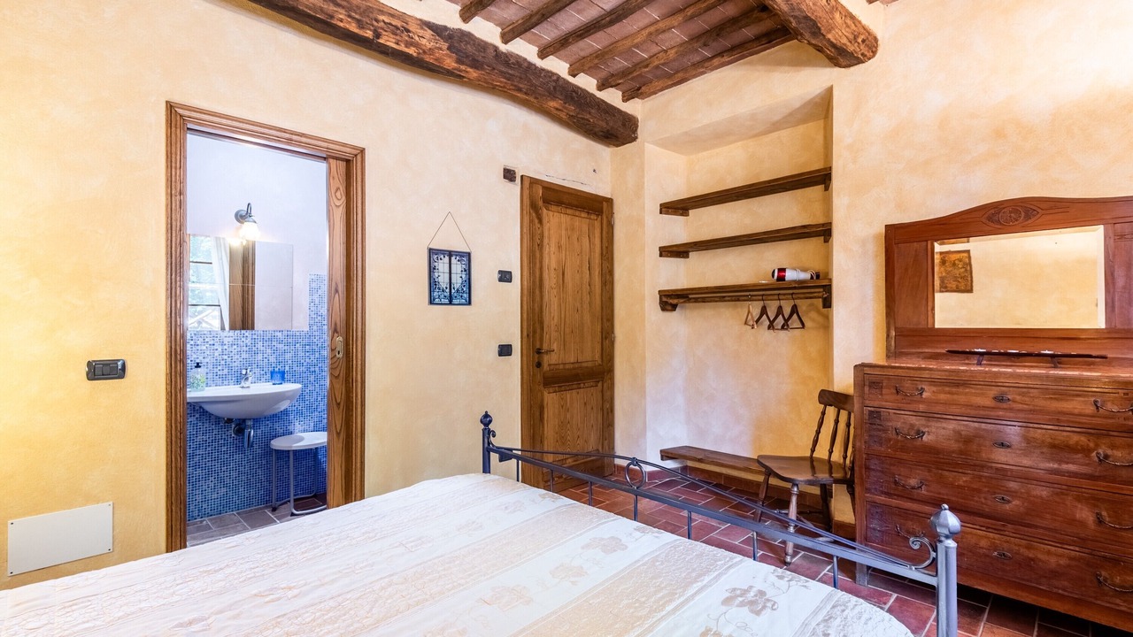 Photo of Bedroom in Monticiano