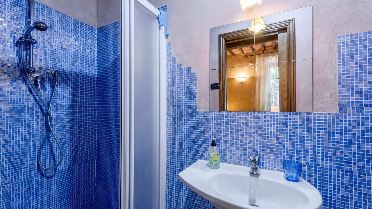 Photo of Bathroom in Monticiano