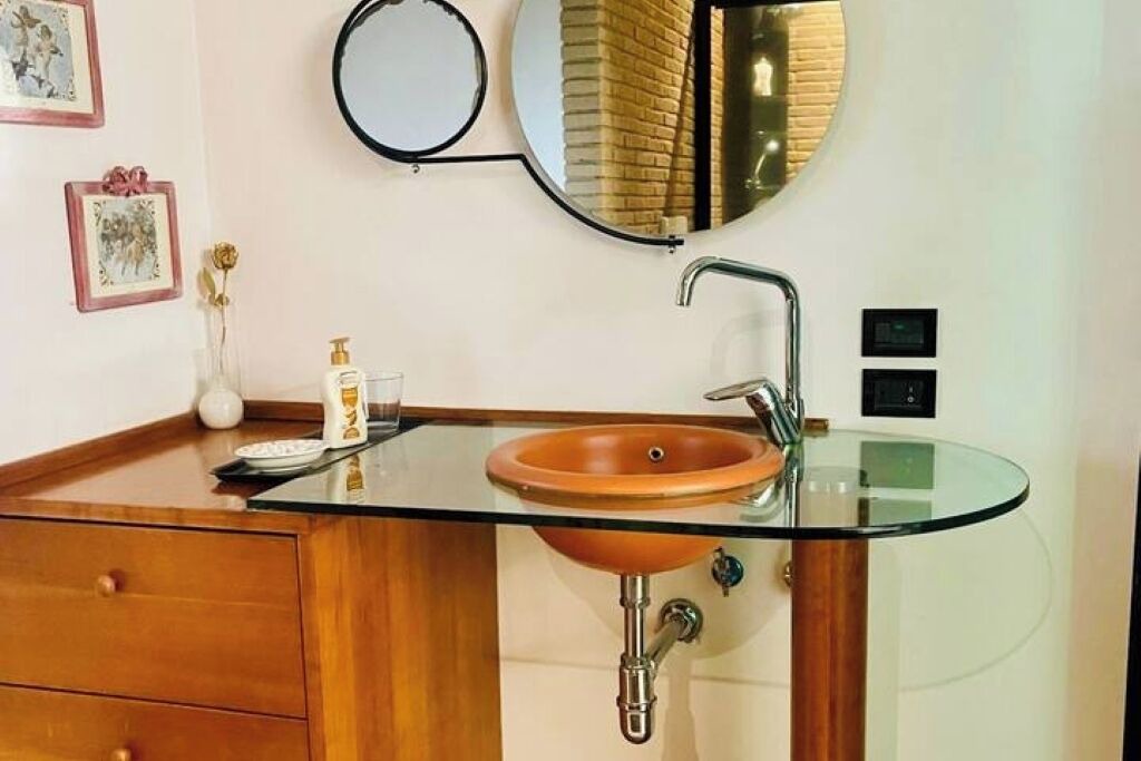 Photo of Bathroom in Trionfale