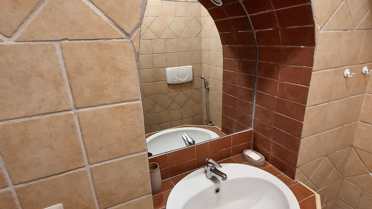 Photo of Bathroom in Capodimonte