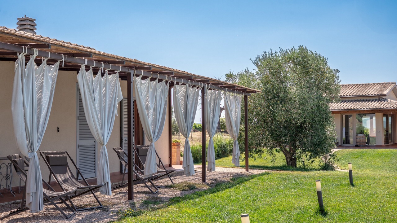 Photo of Patio Balcony in Magliano in Toscana