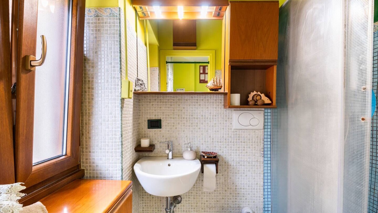 Photo of Bathroom in Prenestino-Labicano