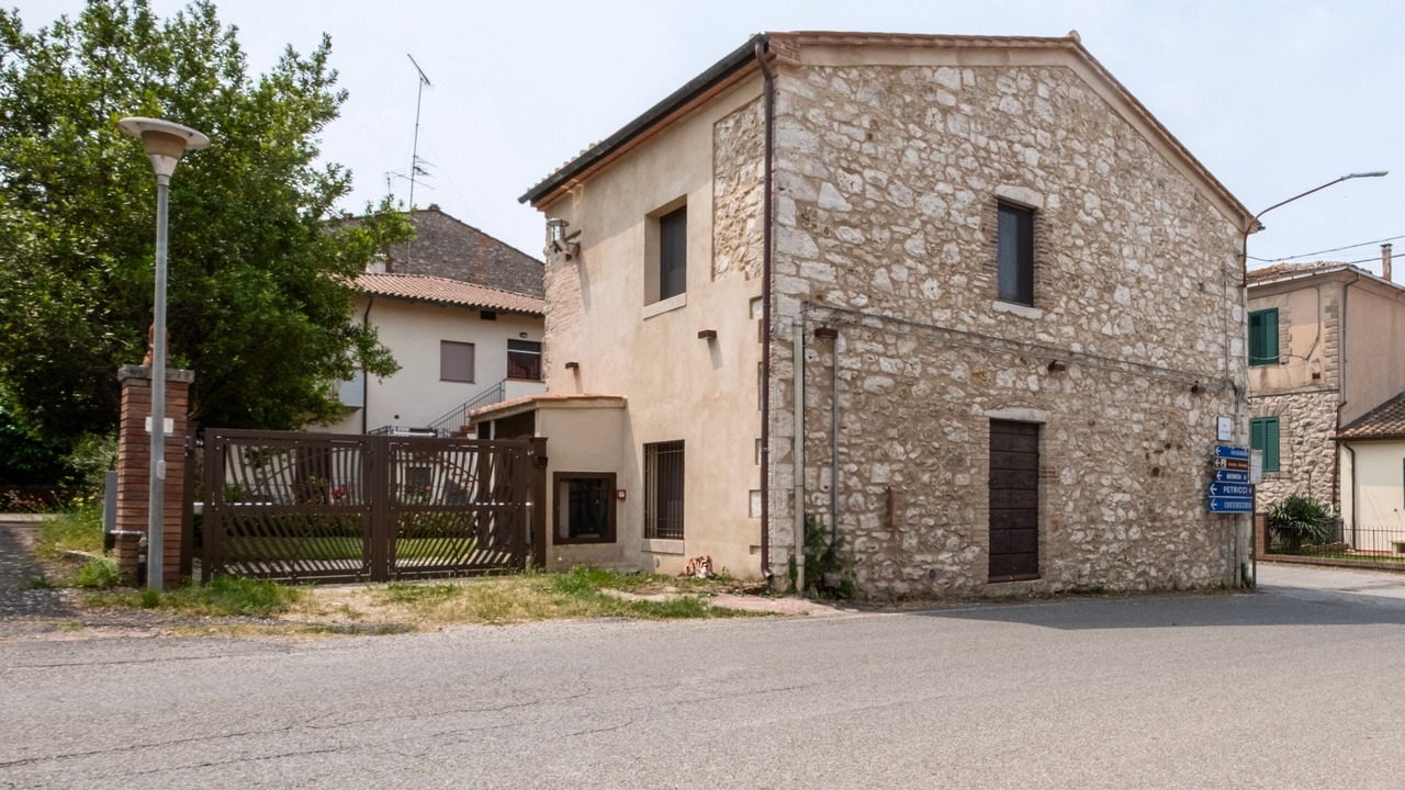 Photo of Outdoor in Semproniano