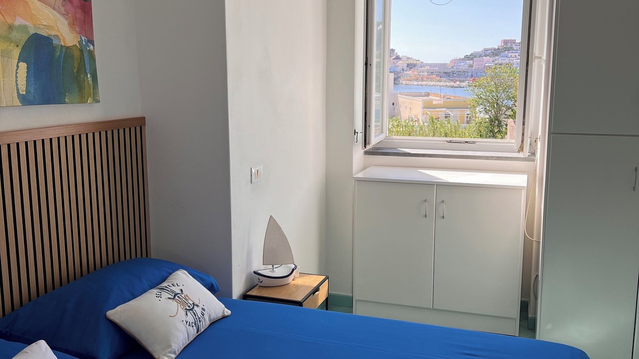 Photo of Bedroom in Ponza