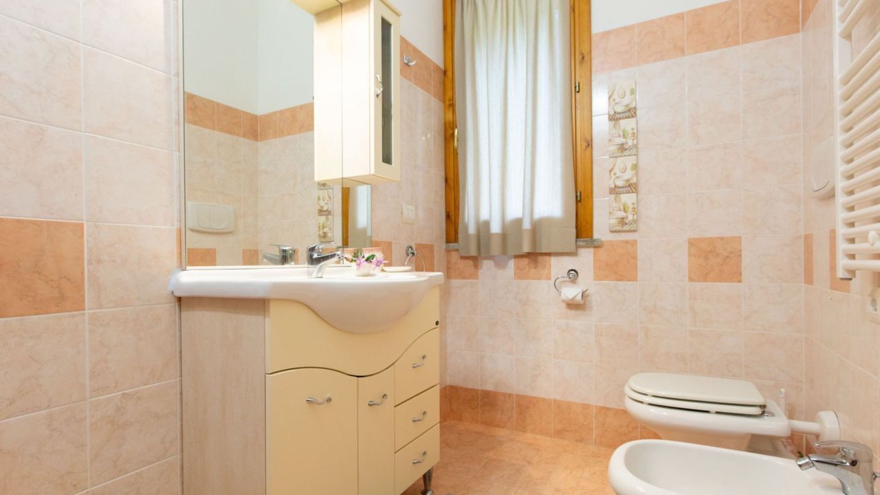 Photo of Bathroom in Montiano