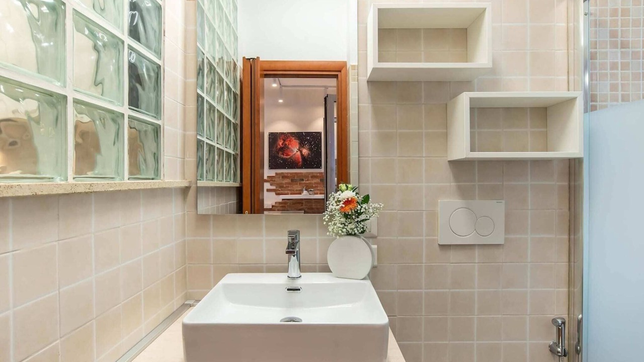Photo of Bathroom in Quartiere XXXIV Lido di Ostia Levante