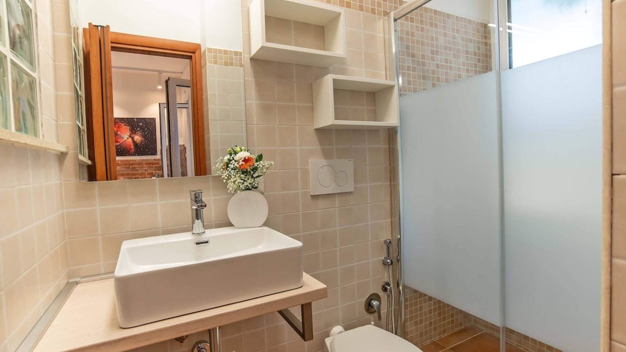 Photo of Bathroom in Quartiere XXXIV Lido di Ostia Levante