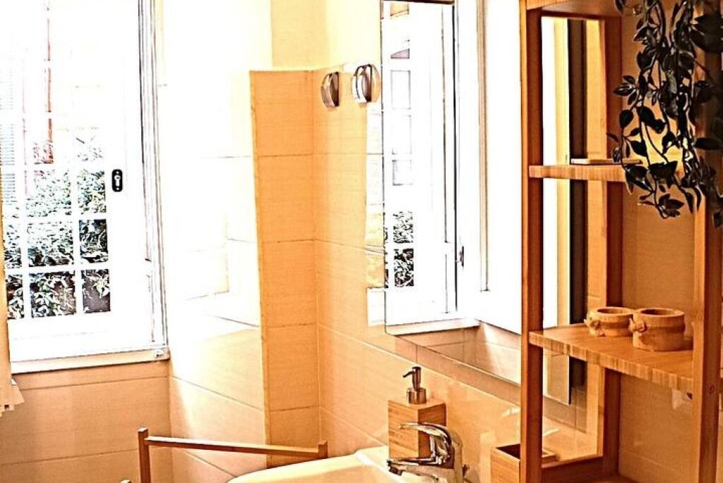 Photo of Bathroom in Aurelio