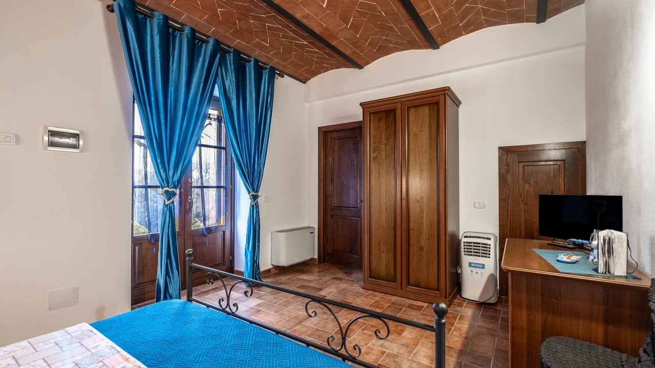 Photo of Bedroom in Catabbio