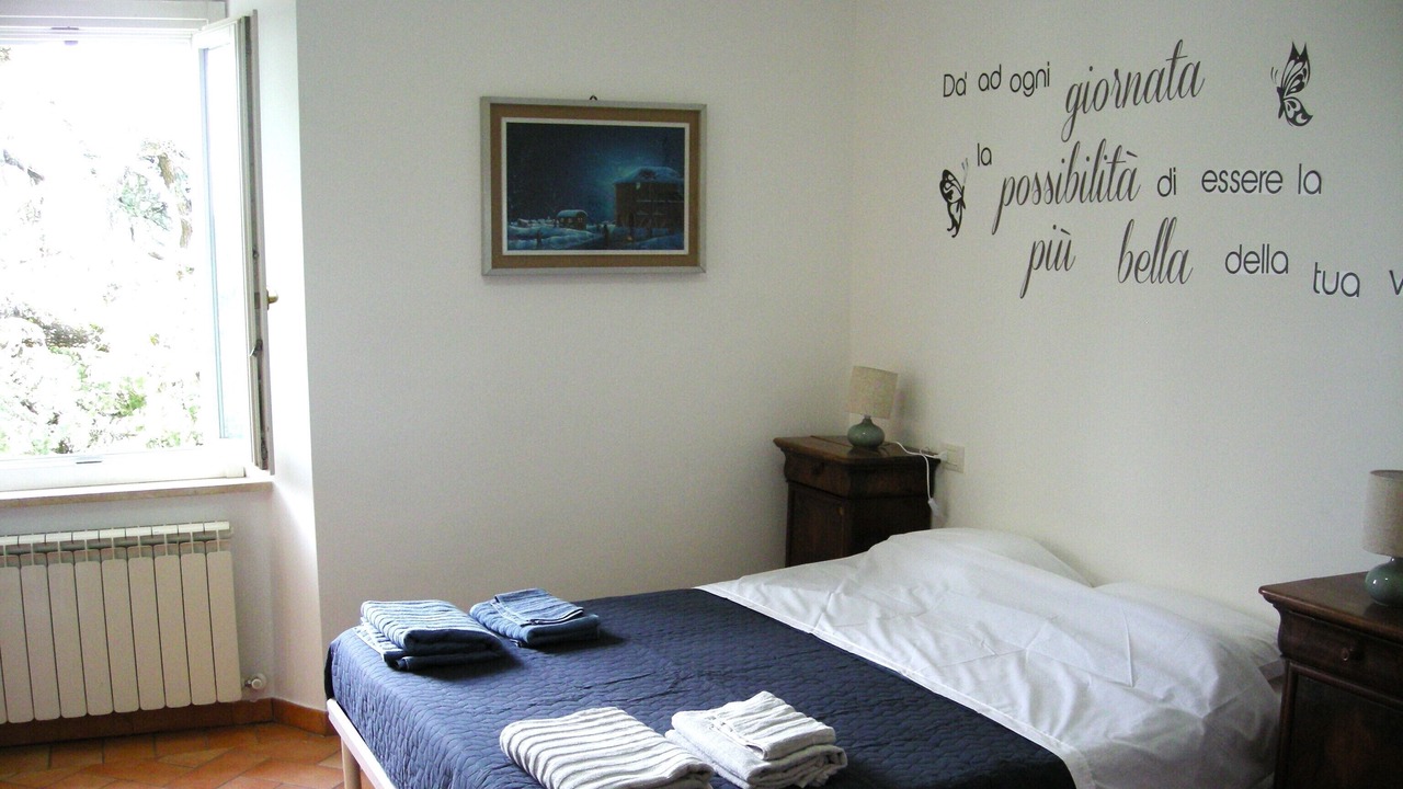 Photo of Bedroom in Todi
