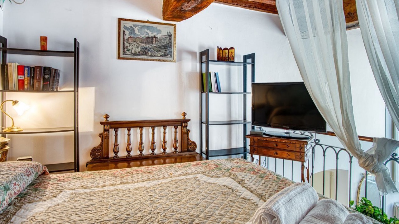 Photo of Bedroom in Old Town