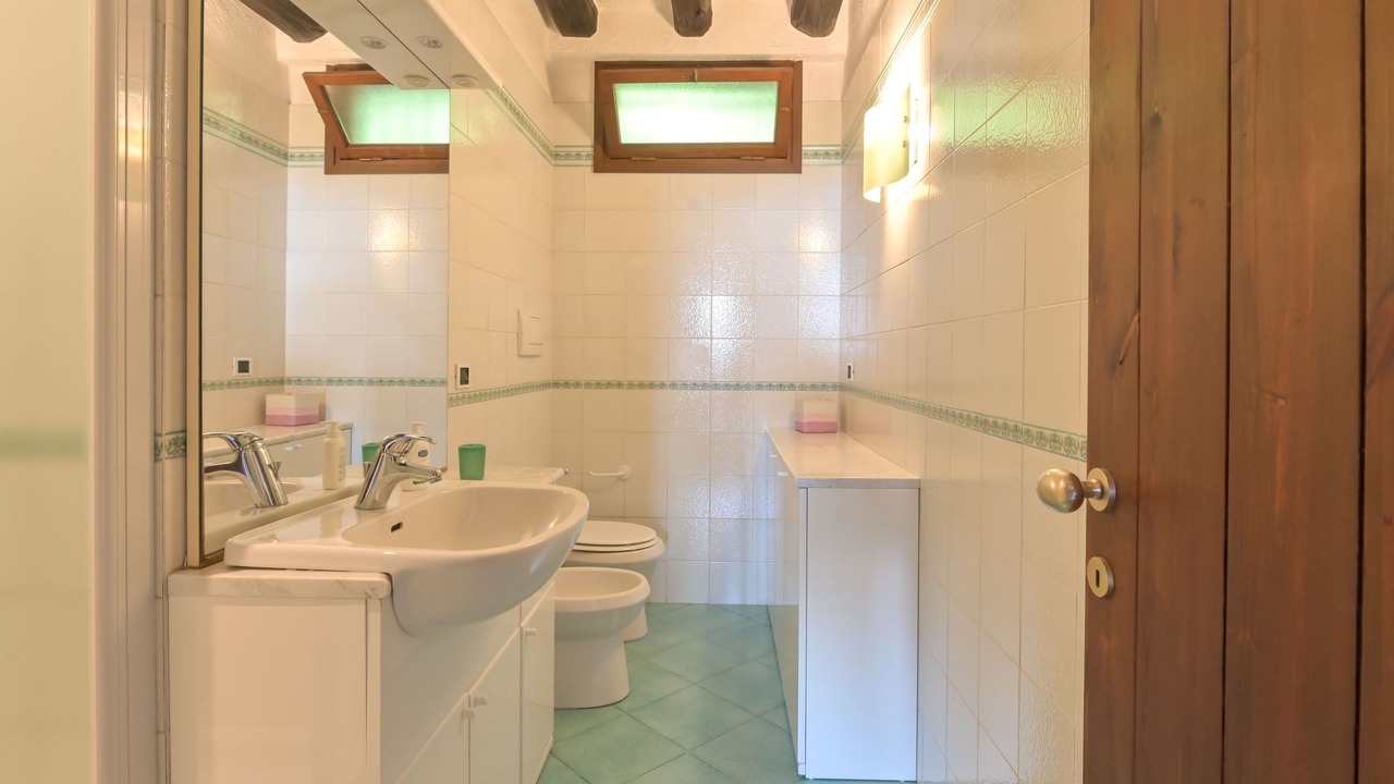 Photo of Bathroom in Ansedonia