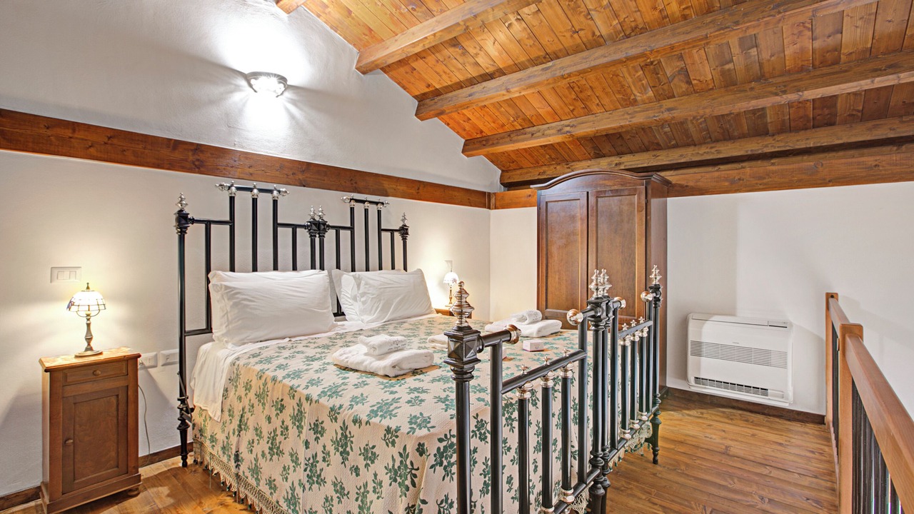 Photo of Bedroom in Villa Castelli