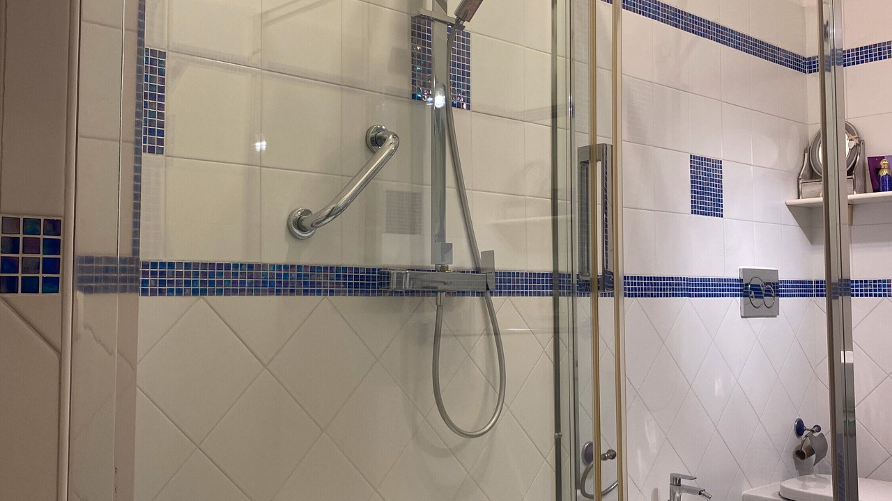 Photo of Bathroom in Aurelio