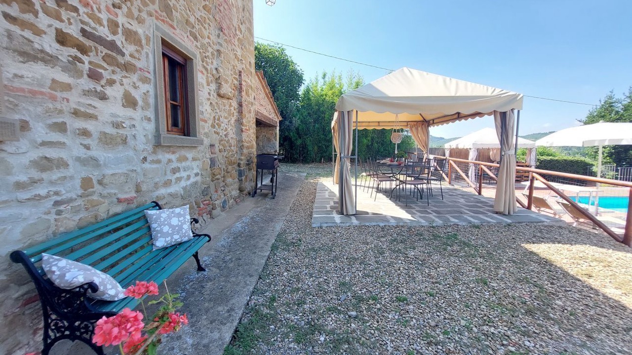 Photo of Patio Balcony in Castiglion Fiorentino