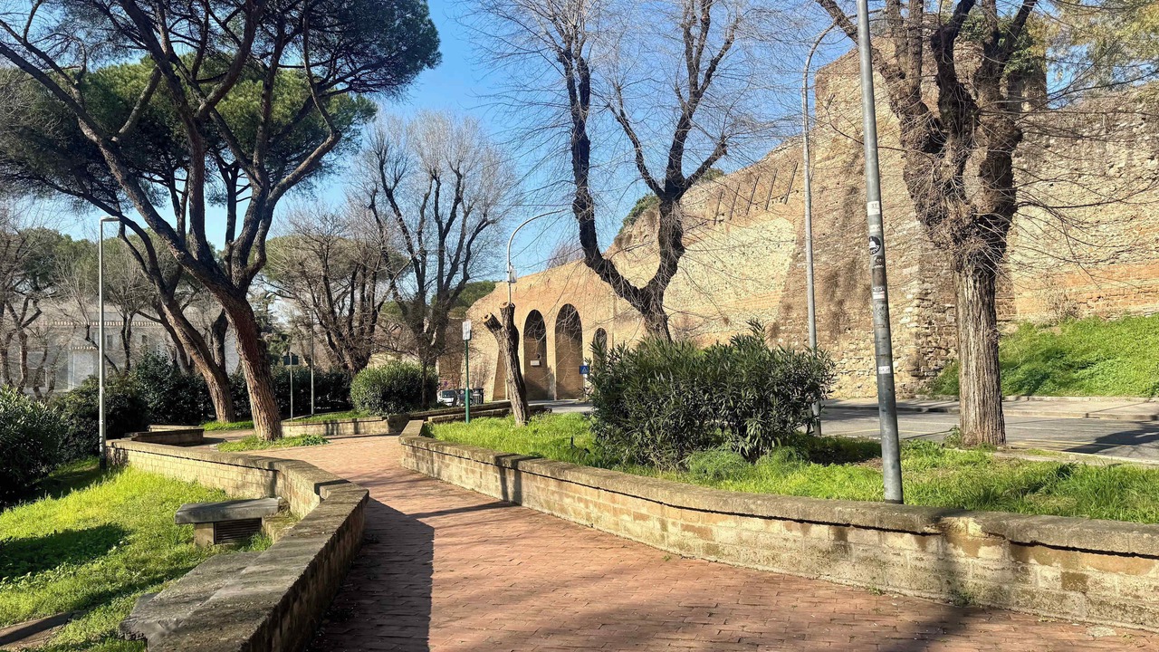 Photo of Others in Aventine
