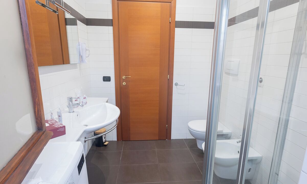 Photo of Bathroom in Tuscolano