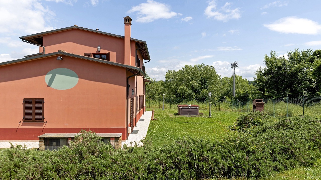 Photo of Outdoor in Montopoli in Val d'Arno