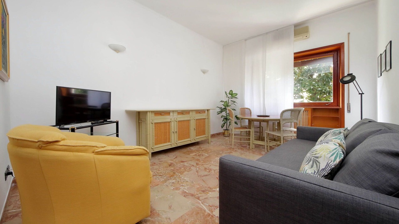 Photo of Livingroom in Tuscolano