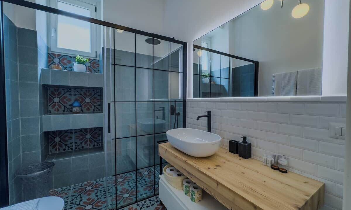 Photo of Bathroom in Salario