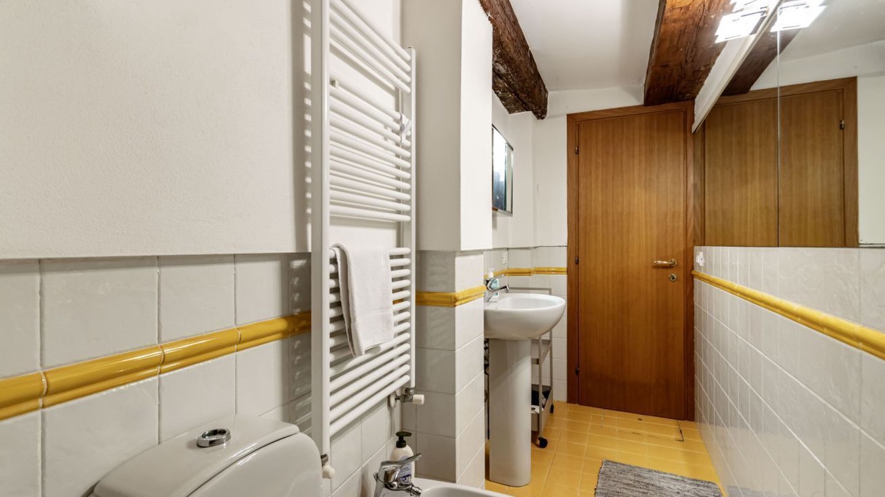 Photo of Bathroom in Dorsoduro