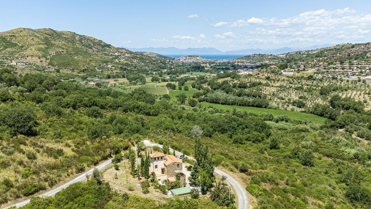 Photo of Others in Laureana Cilento