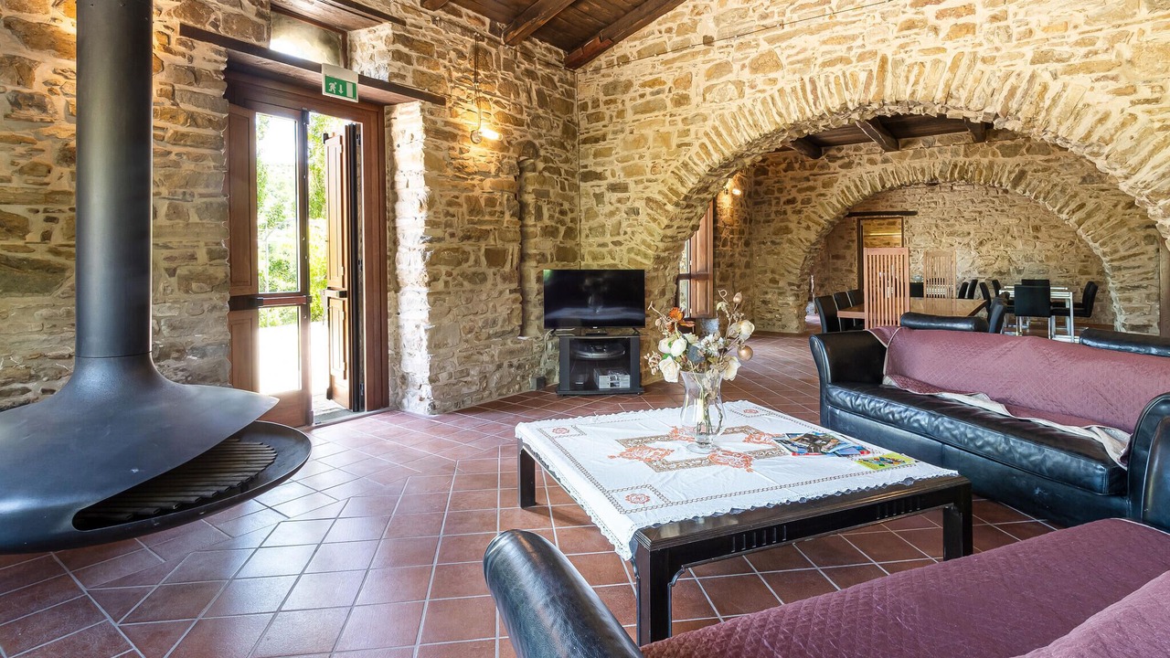 Photo of Bedroom in Laureana Cilento