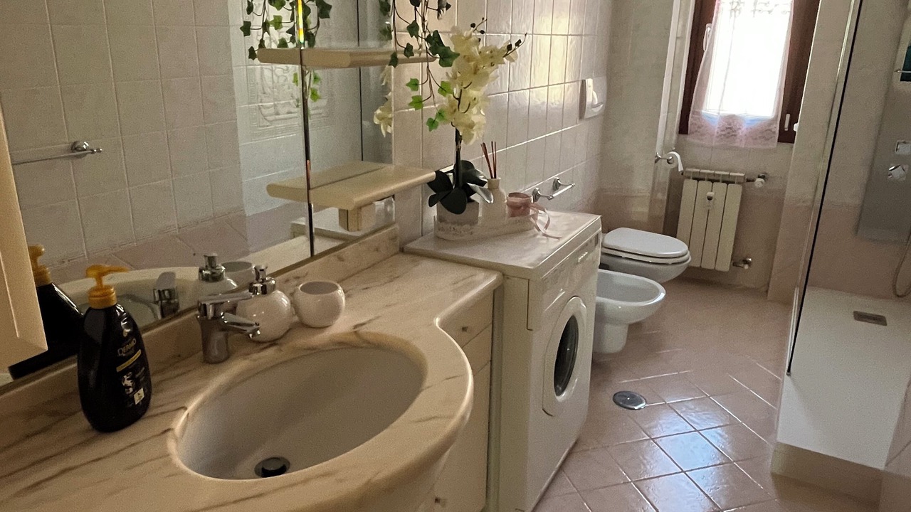 Photo of Bathroom in Tuscolano