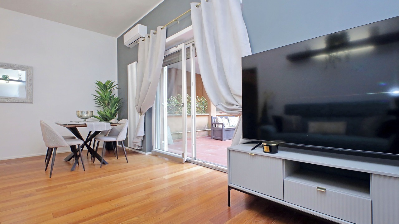 Photo of Livingroom in Quartiere XIII Aurelio