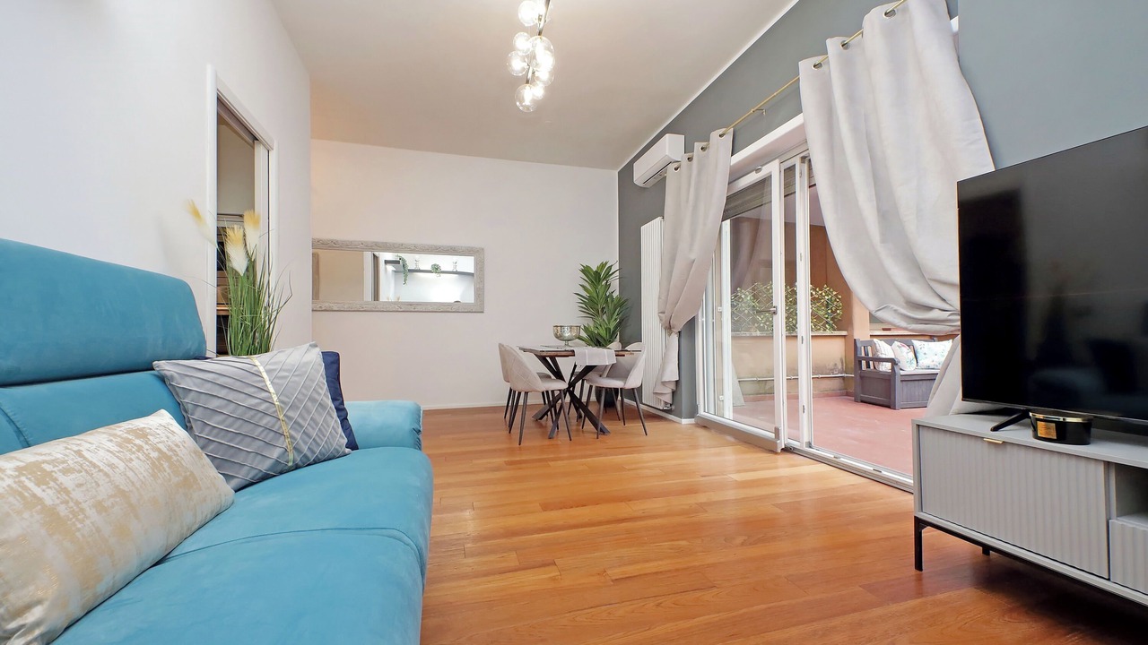 Photo of Livingroom in Quartiere XIII Aurelio