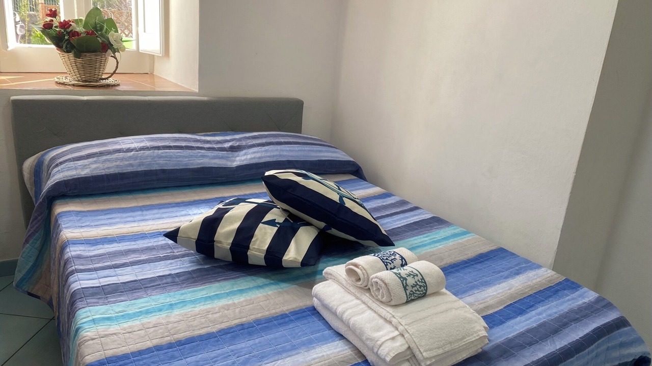 Photo of Bedroom in Le Forna