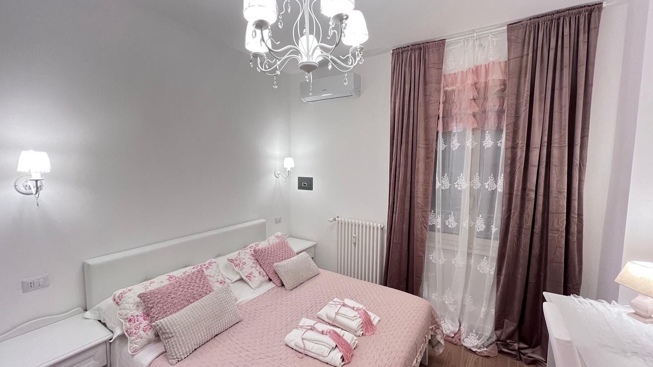 Photo of Bedroom in Monti