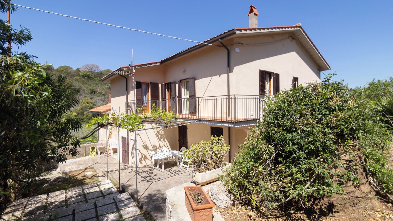 Photo of Outdoor in Naregno
