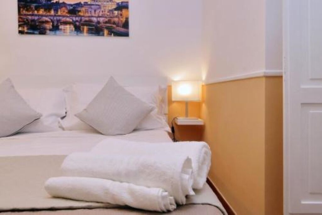 Photo of Bedroom in Rome City Centre