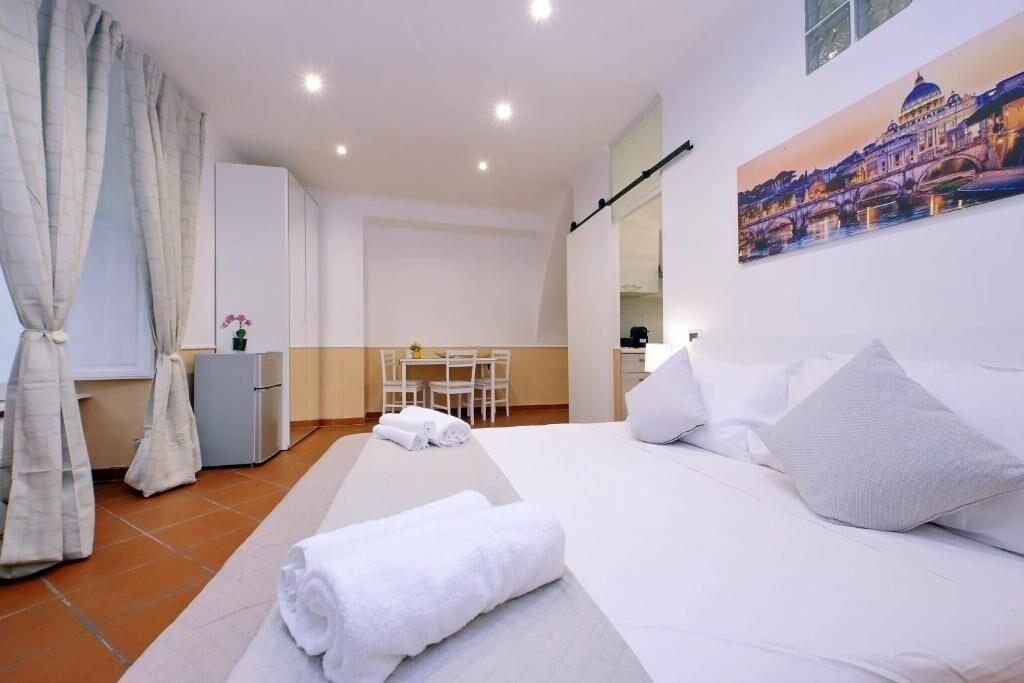 Photo of Bedroom in Rome City Centre