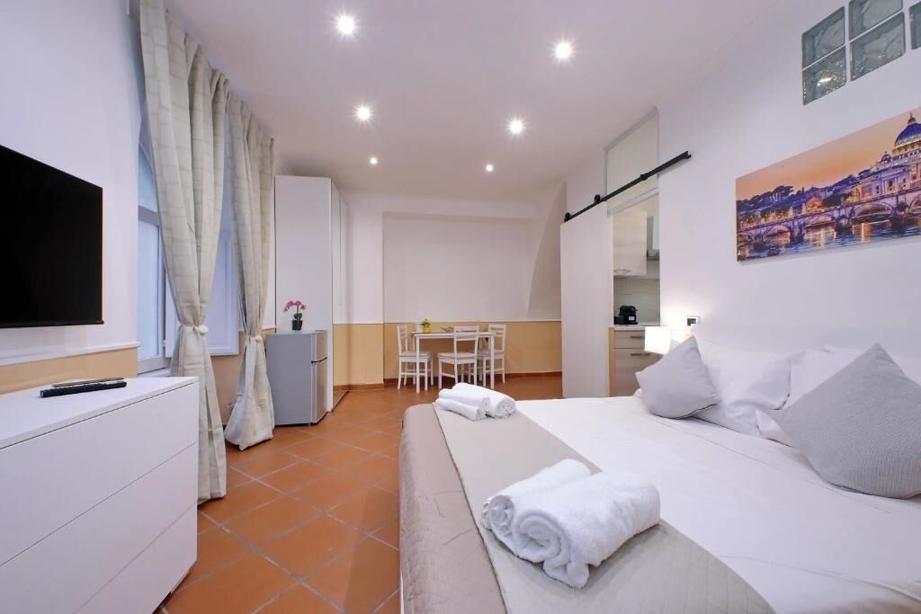 Photo of Bedroom in Rome City Centre