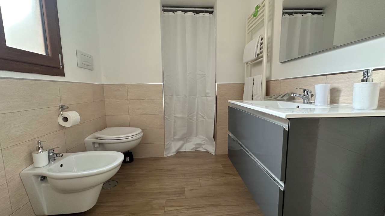 Photo of Bathroom in Brindisi Histotic Center