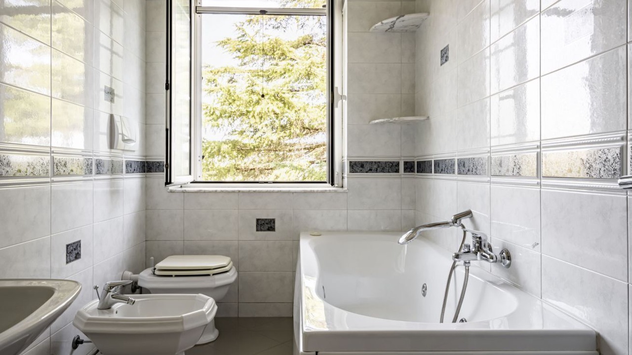 Photo of Bathroom in Noci