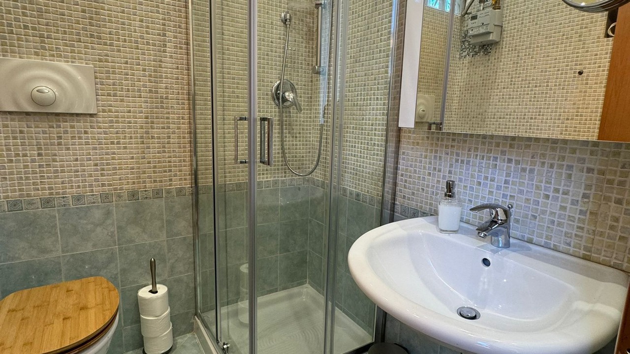 Photo of Bathroom in Quartiere XXXIV Lido di Ostia Levante
