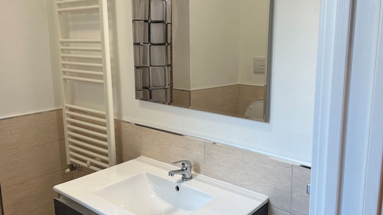 Photo of Bathroom in Brindisi Histotic Center